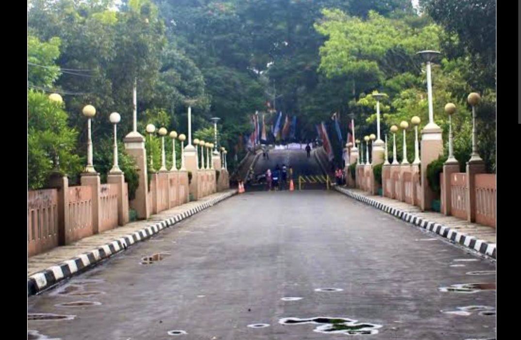 Jembatan Pemkot Cimahi Bakal Ditutup, Pengguna Jalan Hindari Jalan Demang Hardjakusumah 1 Jembatan Pemkot Cimahi Bakal Ditutup, Pengguna Jalan Hindari Jalan Demang Hardjakusumah