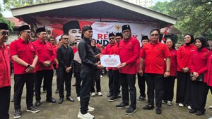 Momentum Kemerdekaan di Bandung Zoo, PDI Perjuangan Jabar Perkuat Komitmen Hadir untuk Rakyat 2