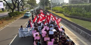 Aliansi Komando Rakyat Jaga Persatuan Temui DPR untuk Jaga Stabilitas dan Demokrasi Indonesia