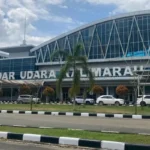 Menteri Kehutanan Raja Juli Antoni Minta Bandara Kalimarau Operasikan Malam Hari Atasi Karhutla