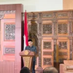 Bawaslu RI Puadi Ajak Mahasiswa Unair Berkontribusi dalam Demokrasi Digital di Indonesia