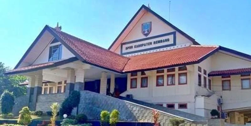 DPRD Rembang Investigasi Permintaan Jatah Proyek Revitalisasi Sekolah oleh Muhammad Rofi’i 1 DPRD Rembang Investigasi Permintaan Jatah Proyek Revitalisasi Sekolah oleh Muhammad Rofi’i