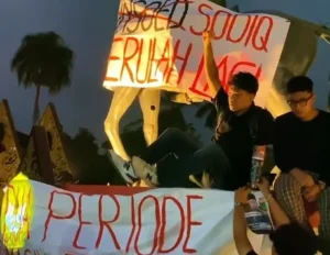 Mahasiswa UNSOED Desak Rektor Mundur Usai OTT KPK