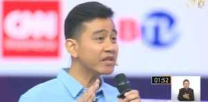 Prabowo Didesak Tanggapi Kontroversi Ijazah Gibran Rakabuming Raka di Sayembara Hukum