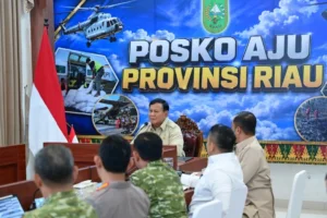 Prabowo meminta penerjun bantu padamkan kebakaran di Riau
