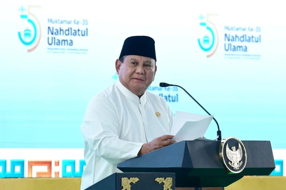 Presiden Prabowo Mengenalkan Jas Hijau di Muktamar NU 1 Presiden Prabowo Mengenalkan Jas Hijau di Muktamar NU