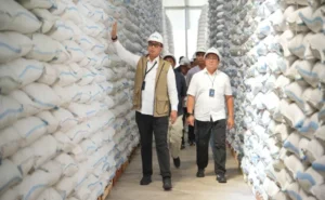Bulog tingkatkan biaya gudang jaga 5,26 juta ton beras