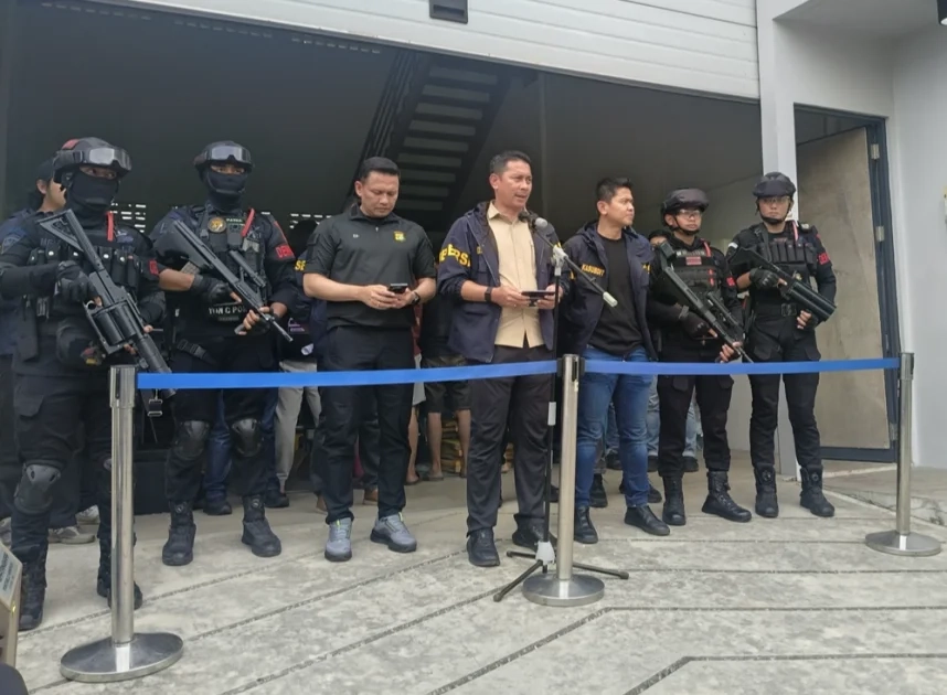 Polda Metro Jaya ungkap uang palsu Rp36 M, AB diduga otak 1 Polda Metro Jaya ungkap uang palsu Rp36 M, AB diduga otak